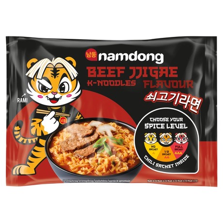 Namdong Danie błyskawiczne kluski o smaku wołowiny z saszetką przyprawową chili 120 g