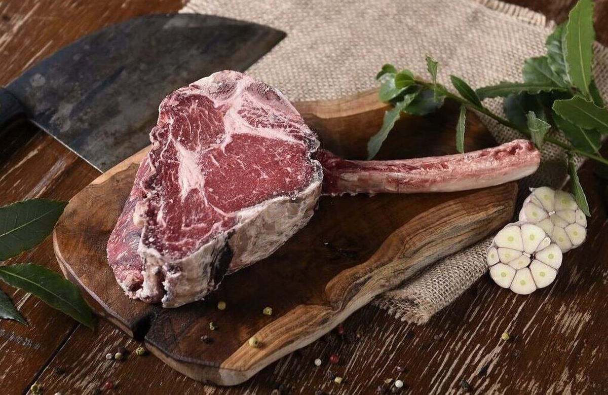 Antrykot Wołowy Z Kością Suchodojrzewający (Tomahawk) Ok. 6Kg Mięsne Specjały