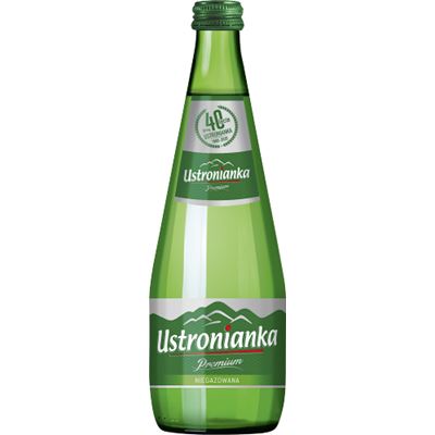 Ustronianka Premium Woda źródlana niegazowana 6 x 700 ml butelka szklana